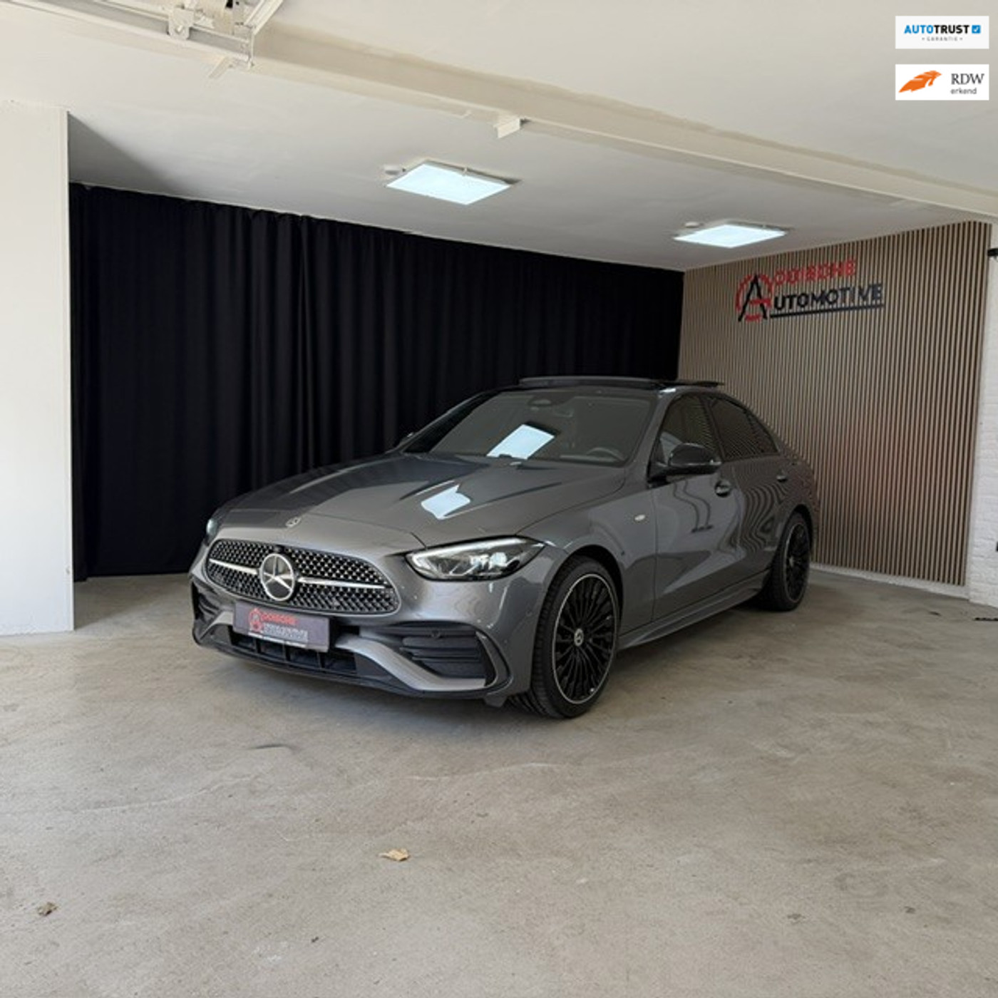 Mercedes-Benz C-klasse 300 e star Edition AMG Line Plus 2025 - voorkant