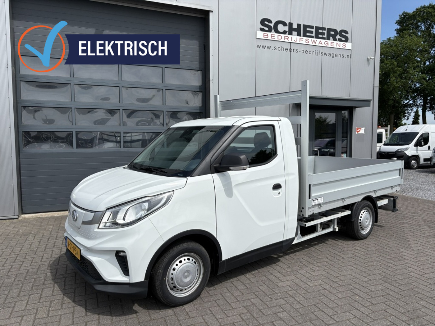 Maxus Edeliver3 50 kWh L2 open laadbak 2025 - voorkant