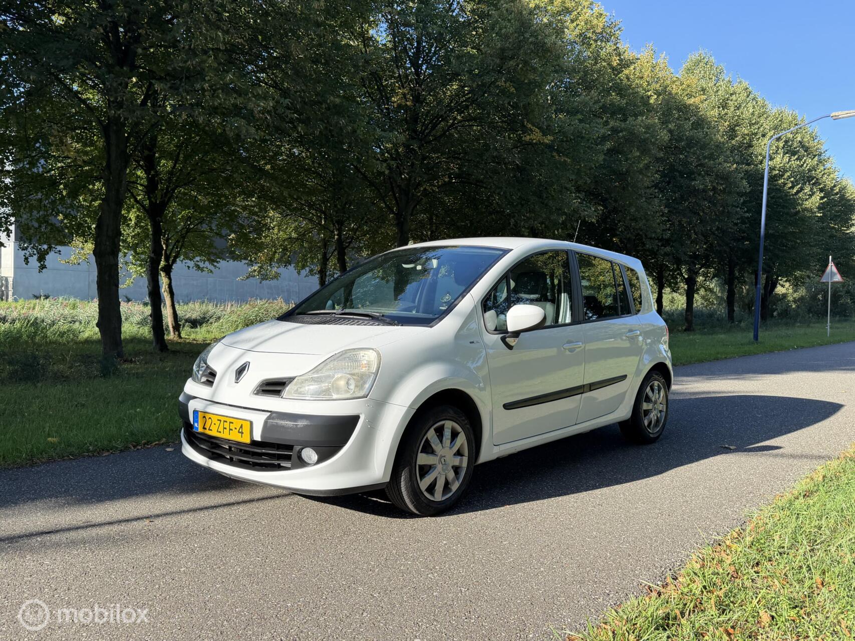 Renault Modus 1.2 TCE Night & Day*AIRCO*APK 4/27*CRUISE 2012 - voorkant