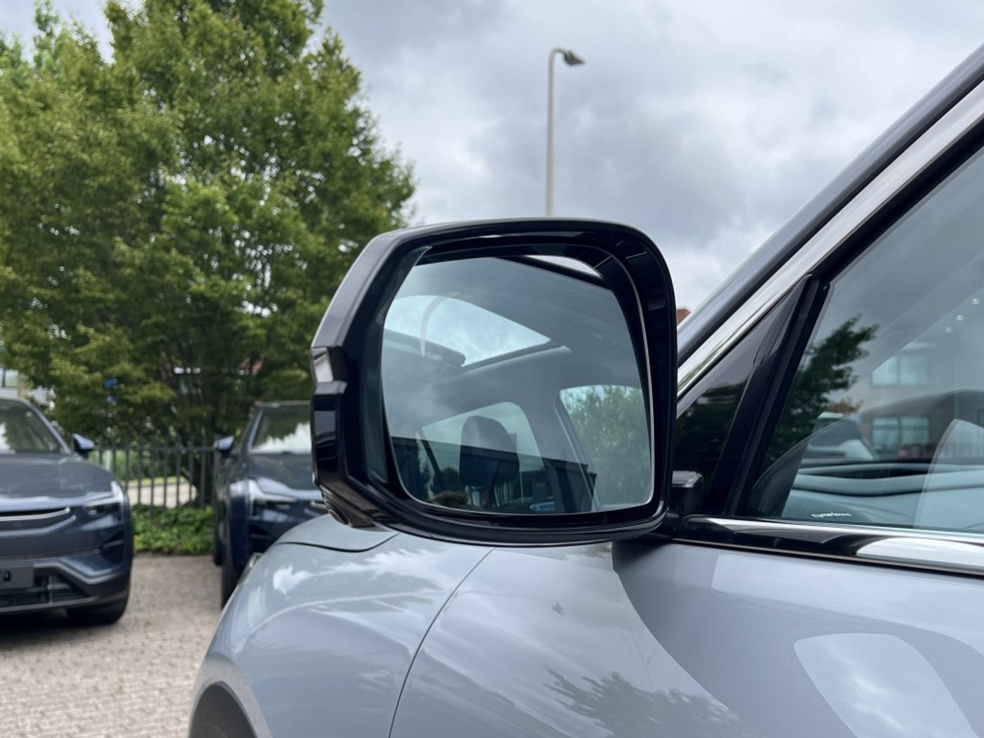 Foto van Geely E5