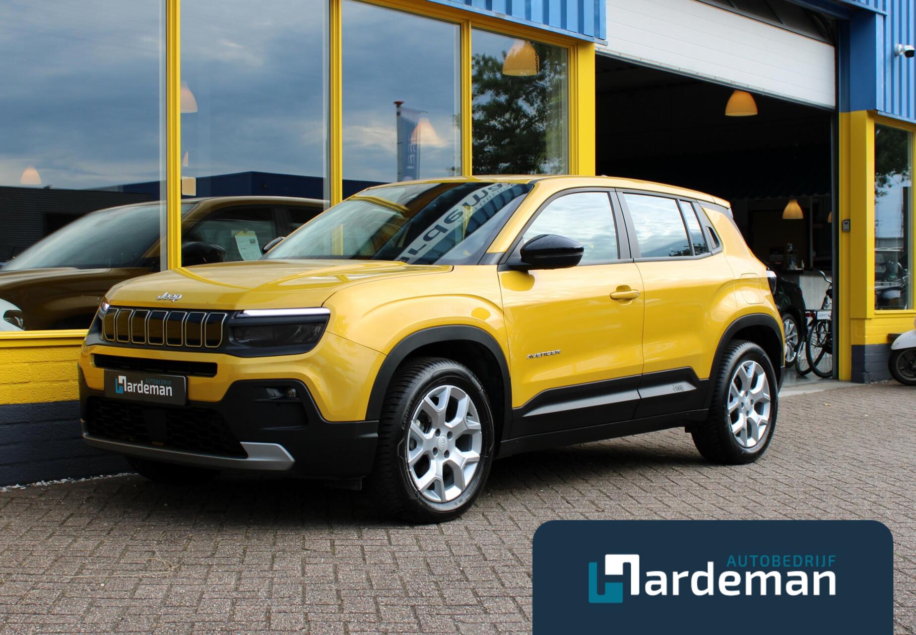 Jeep Avenger 1.2 Altitude Navi Carplay Camera 2025 - voorkant