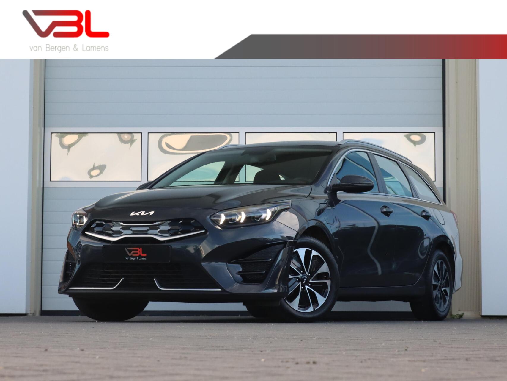 Kia Ceed Sportswagon 1.6 GDI PHEV 140PK DynamicPlusLine | afneembare Trekhaak 2022 - voorkant