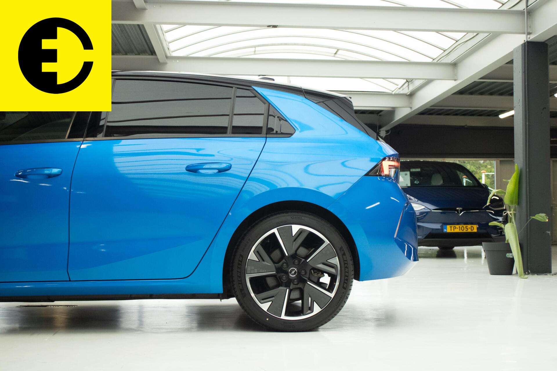 Foto van Opel Astra Electric