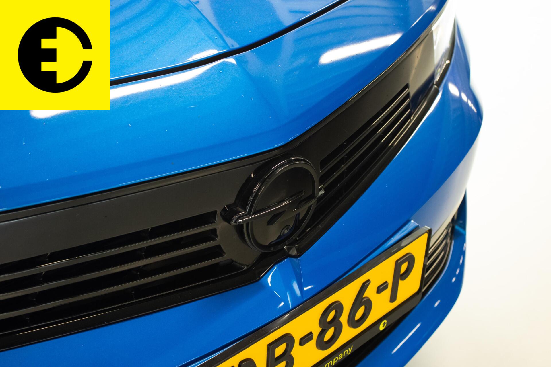Foto van Opel Astra Electric
