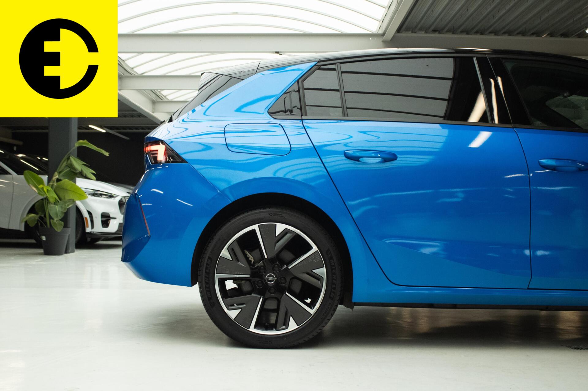 Foto van Opel Astra Electric