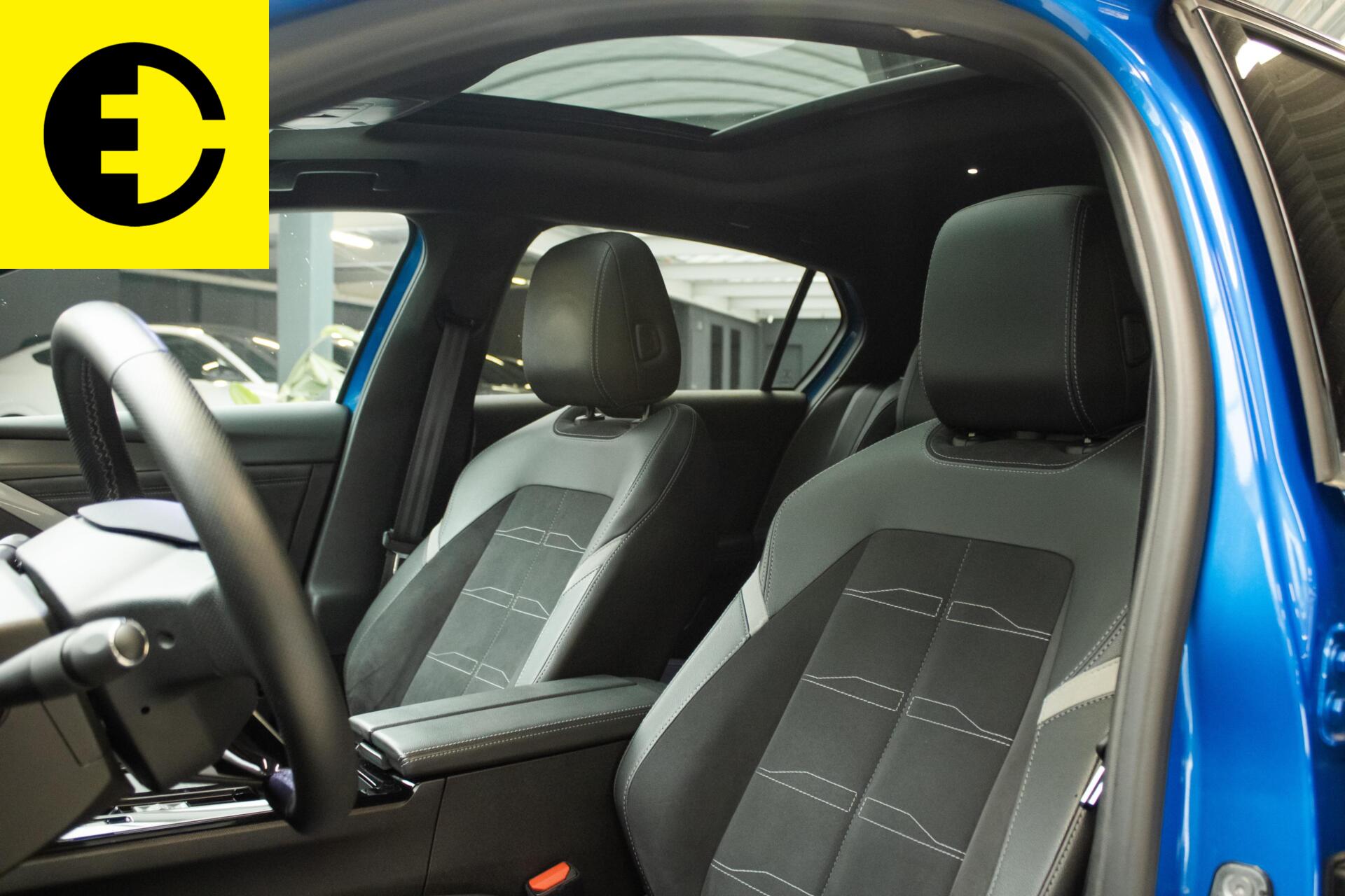Foto van Opel Astra Electric