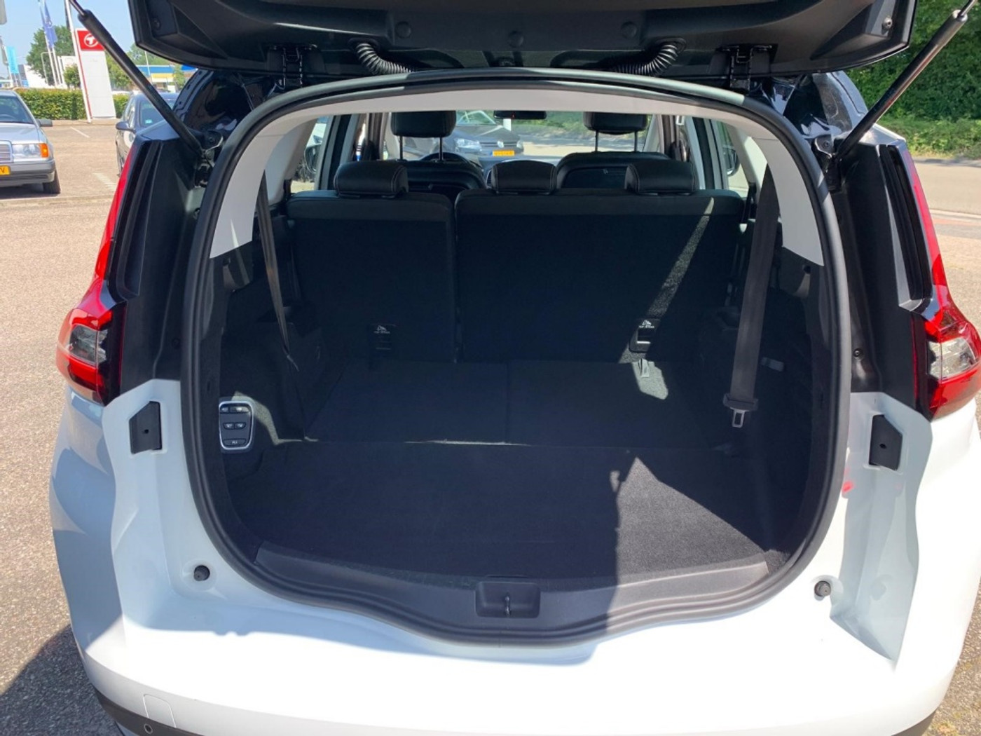 Foto van Renault Scenic Iv