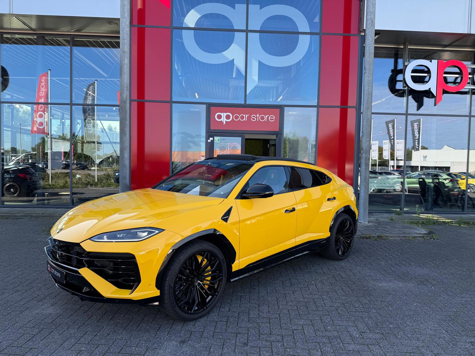 Lamborghini Urus 4.0 V8 Hybrid SE /Akra/Pano/B&O 2026 - voorkant