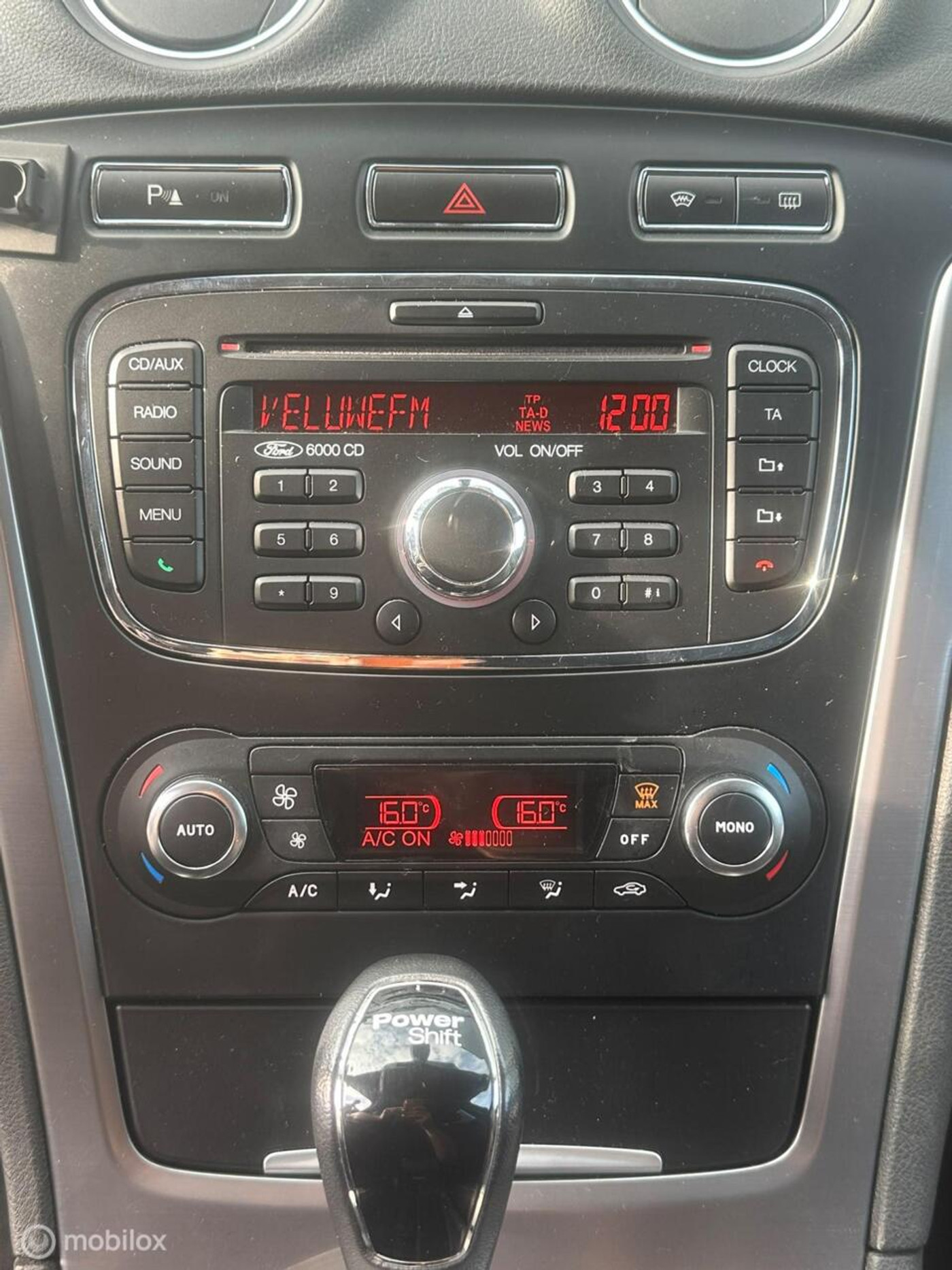 Foto van Ford Mondeo Wagon