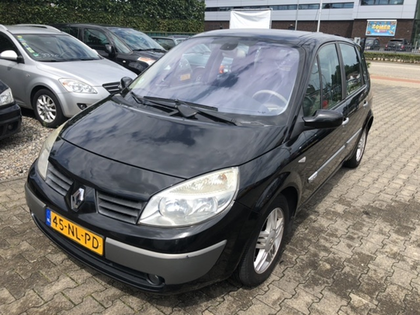 Renault Scénic GERESERVEERD !!!!!!!!!!!!!! 2003 - voorkant