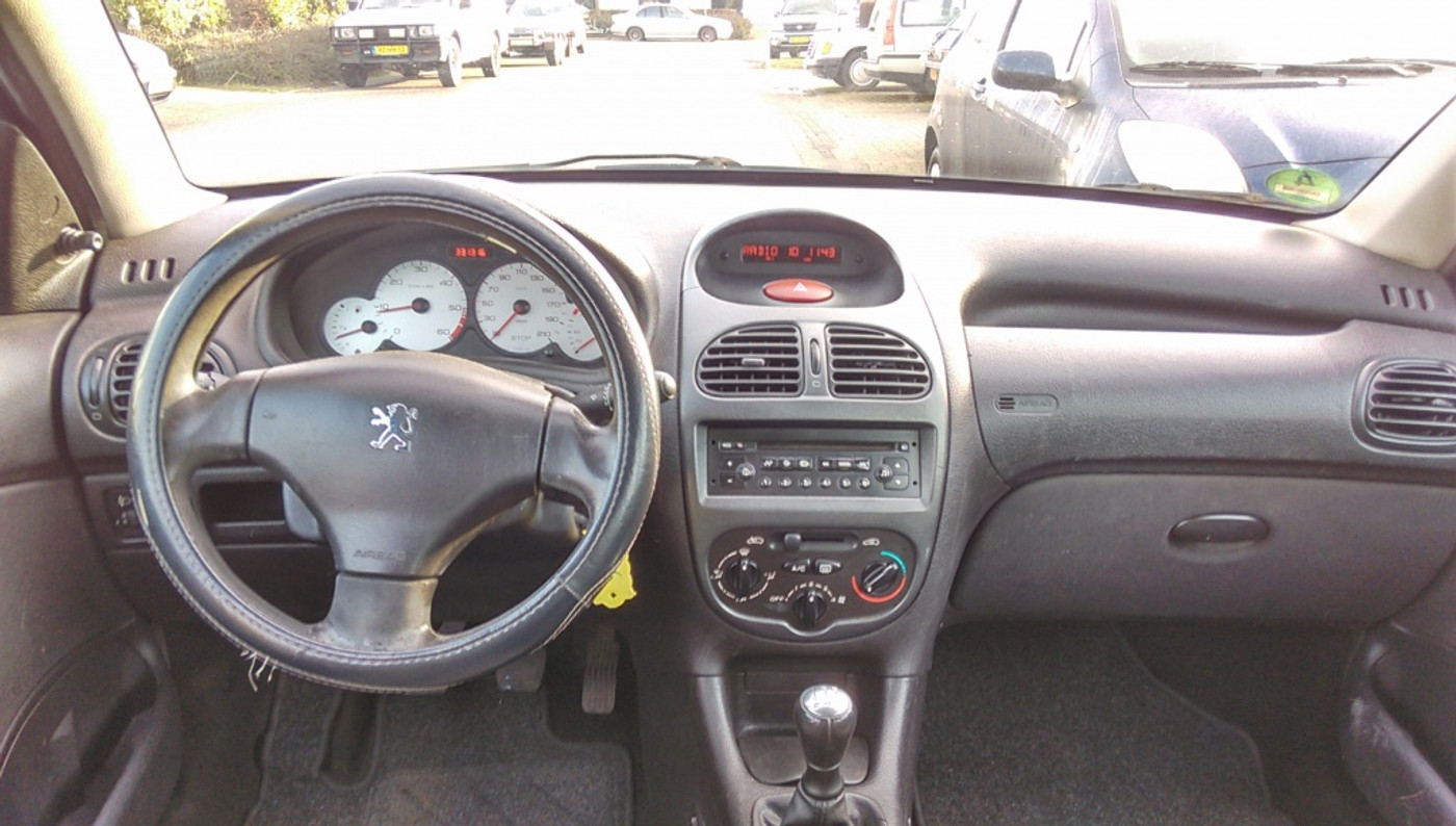 Foto van Peugeot 206 SW