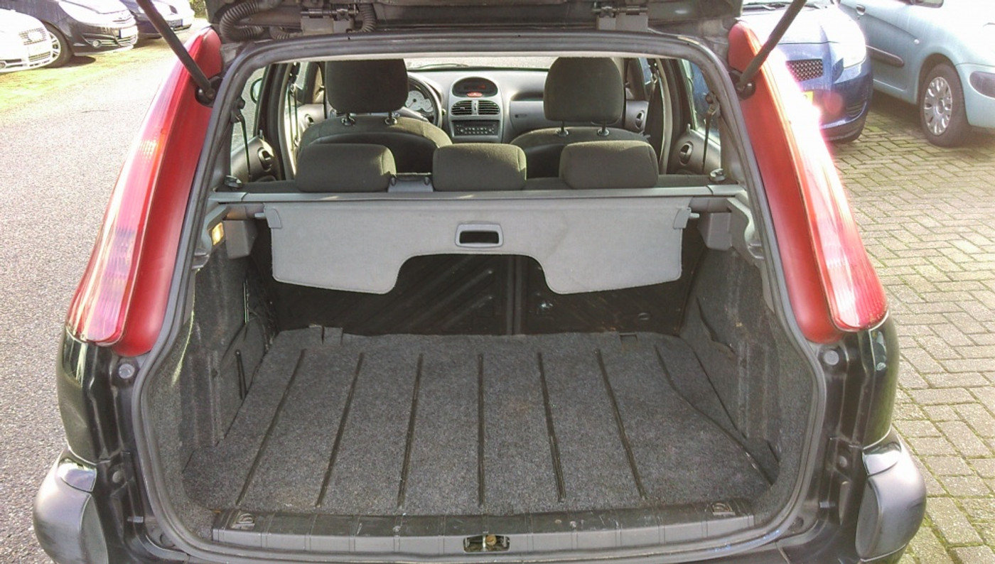 Foto van Peugeot 206 SW