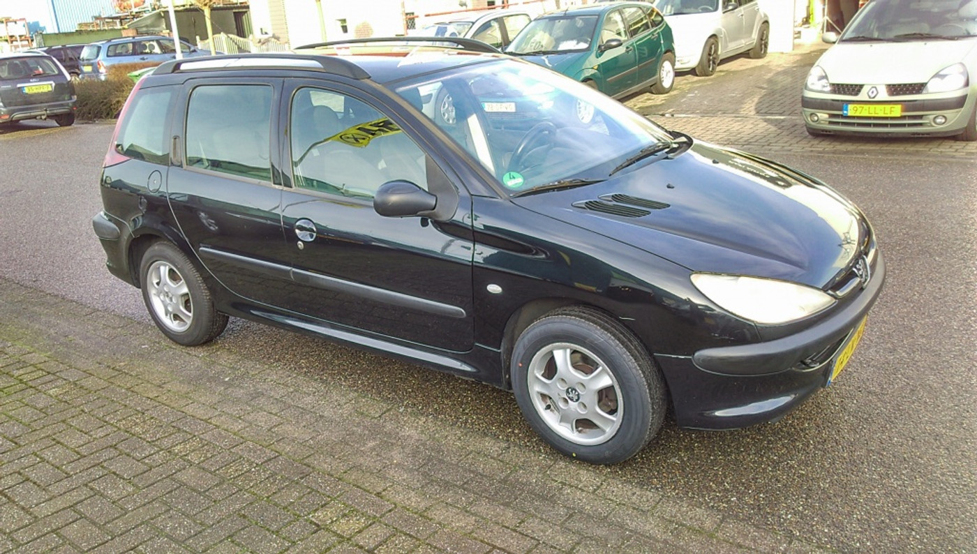 Foto van Peugeot 206 SW