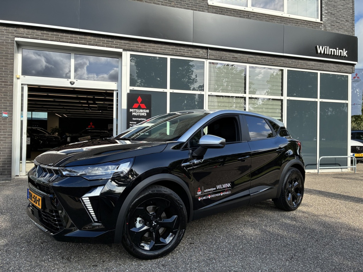 Mitsubishi Asx 1.8i HEV Black Edition + Silverpack 2026 - voorkant