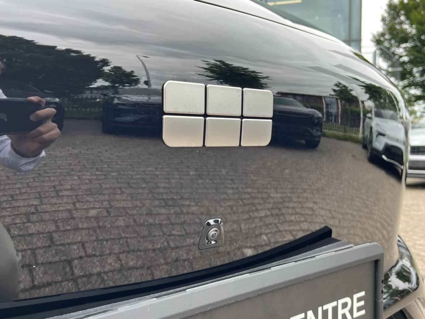 Foto van Geely E5