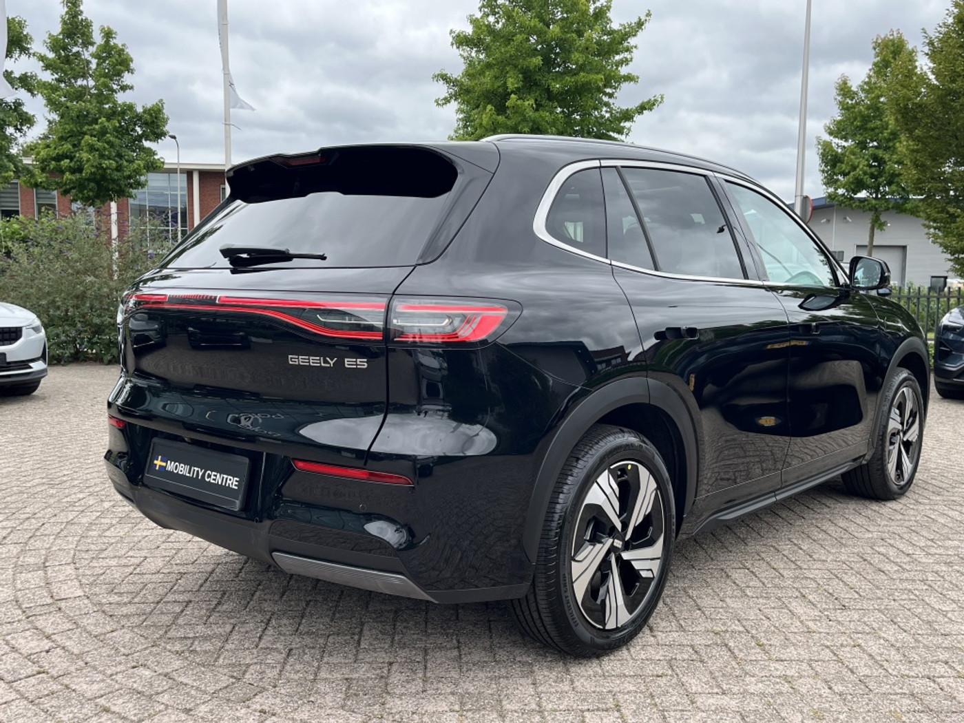 Foto van Geely E5