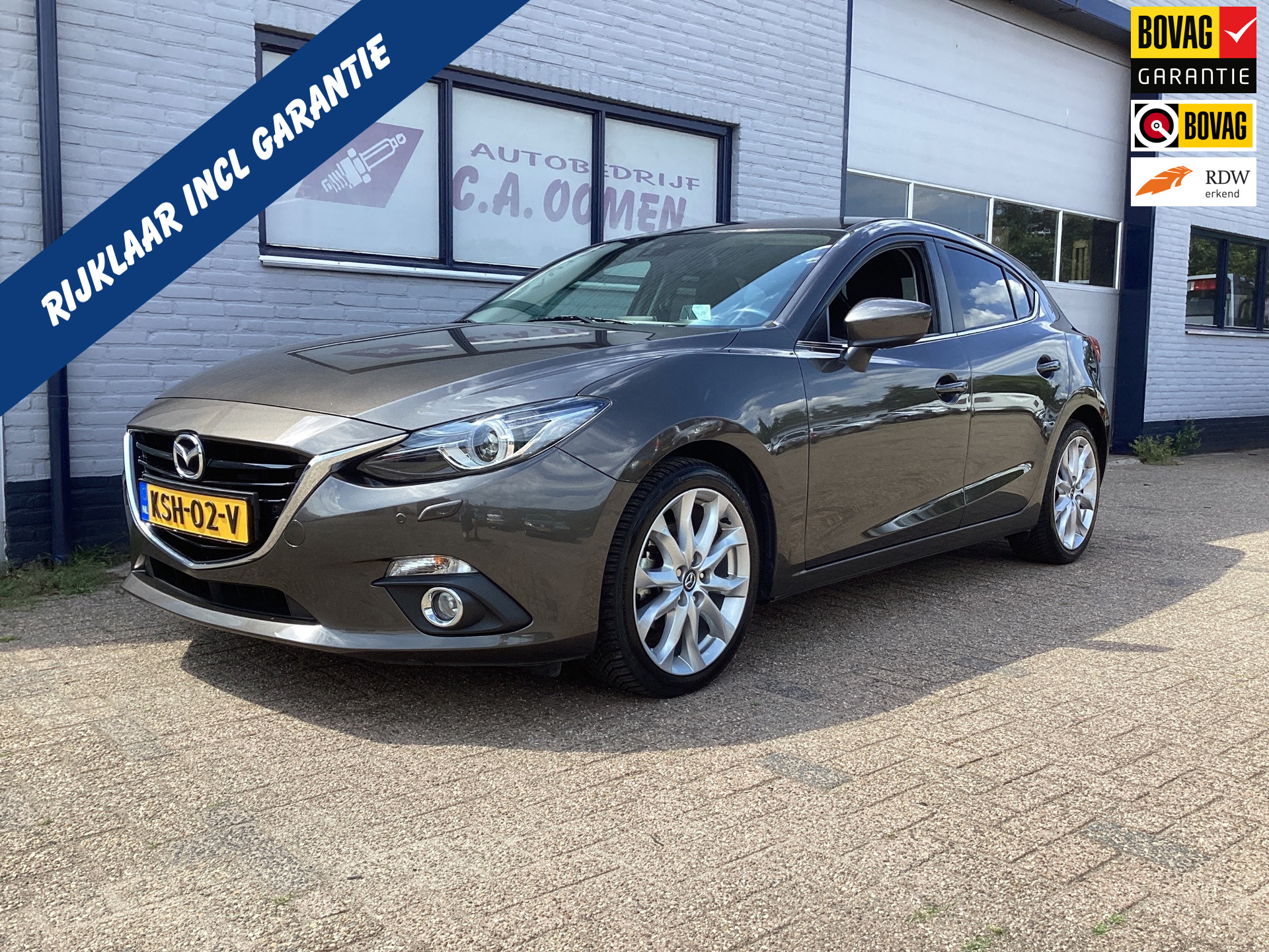 Mazda 3 2.0 TS+ 5 drs 18 incl lm crc ecc head up display prijs incl rijklaarmaken en garantie 2015 - voorkant