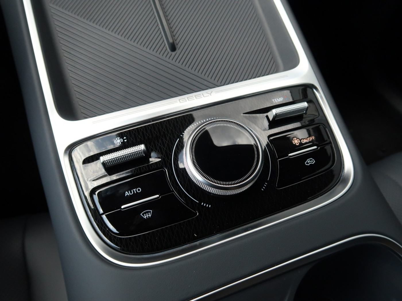 Foto van Geely Starray Em-i