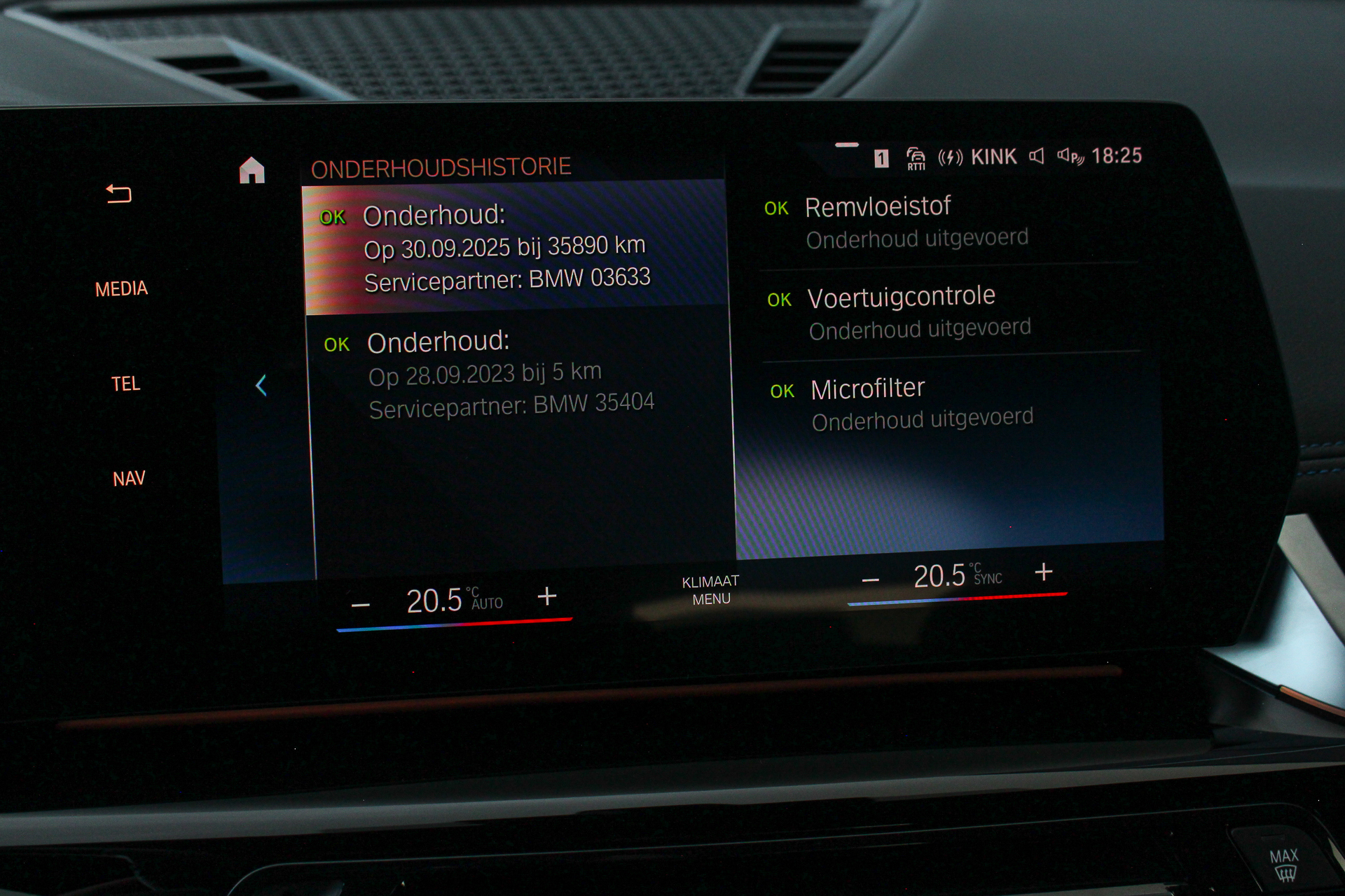 Foto van BMW Ix1 Xdrive30