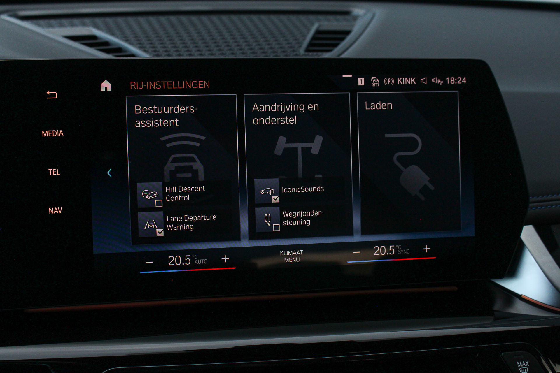Foto van BMW Ix1 Xdrive30