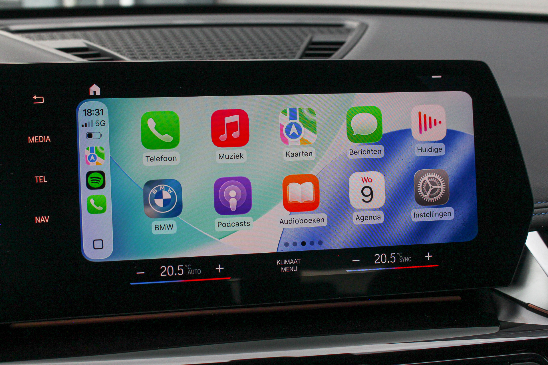 Foto van BMW Ix1 Xdrive30