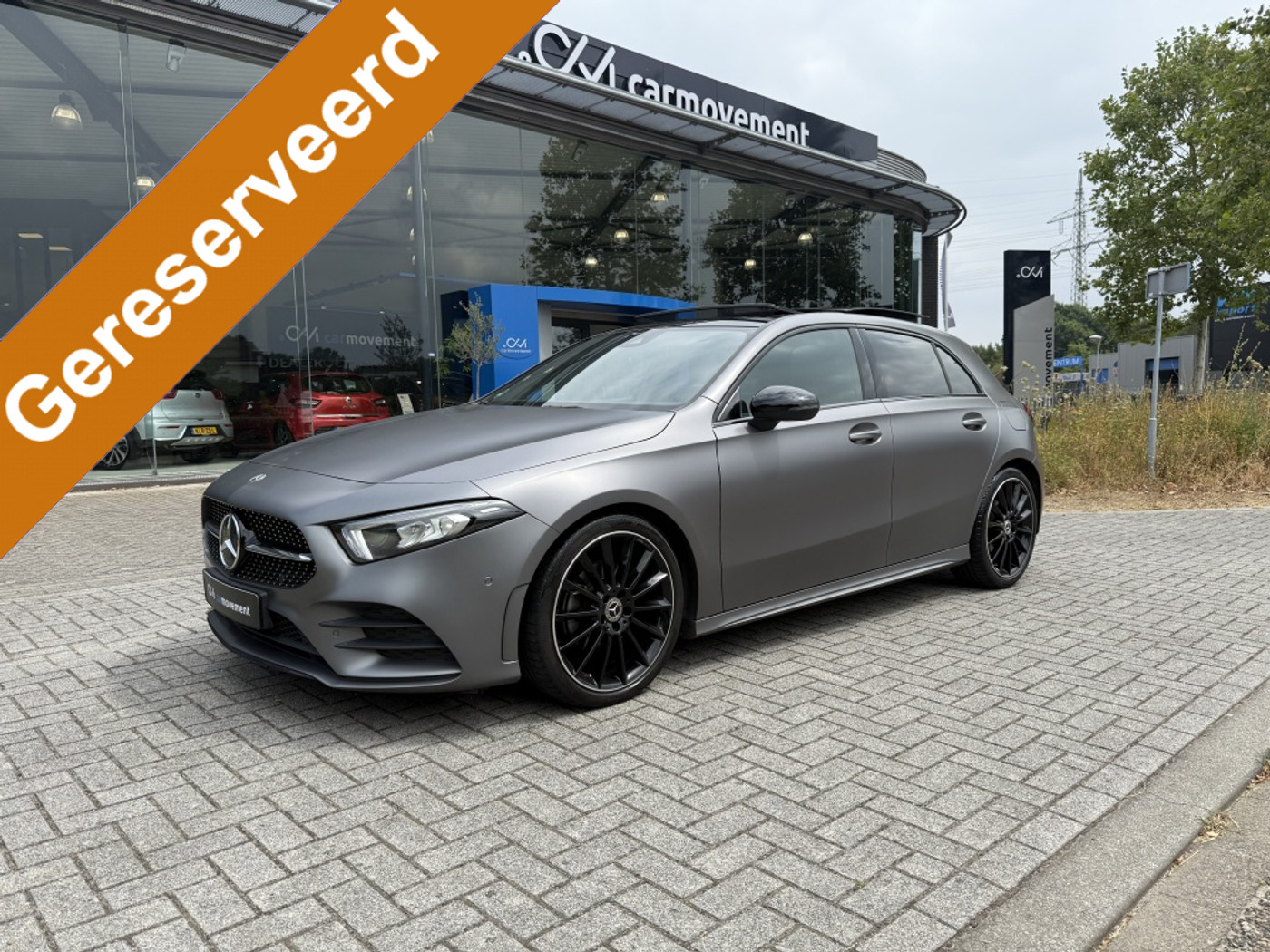 Mercedes-Benz A-klasse 200 AMG Line | Night | Schuifdak | Mat grijs! | Stoelverw | 46dkm! 2022 - voorkant