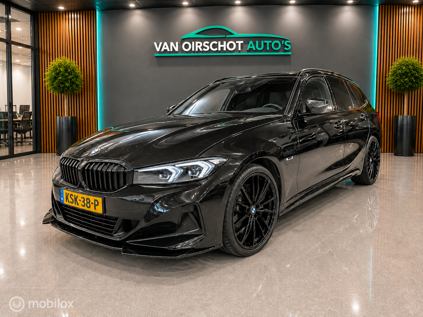 BMW 3-serie Touring 320e 2023 2023 - voorkant