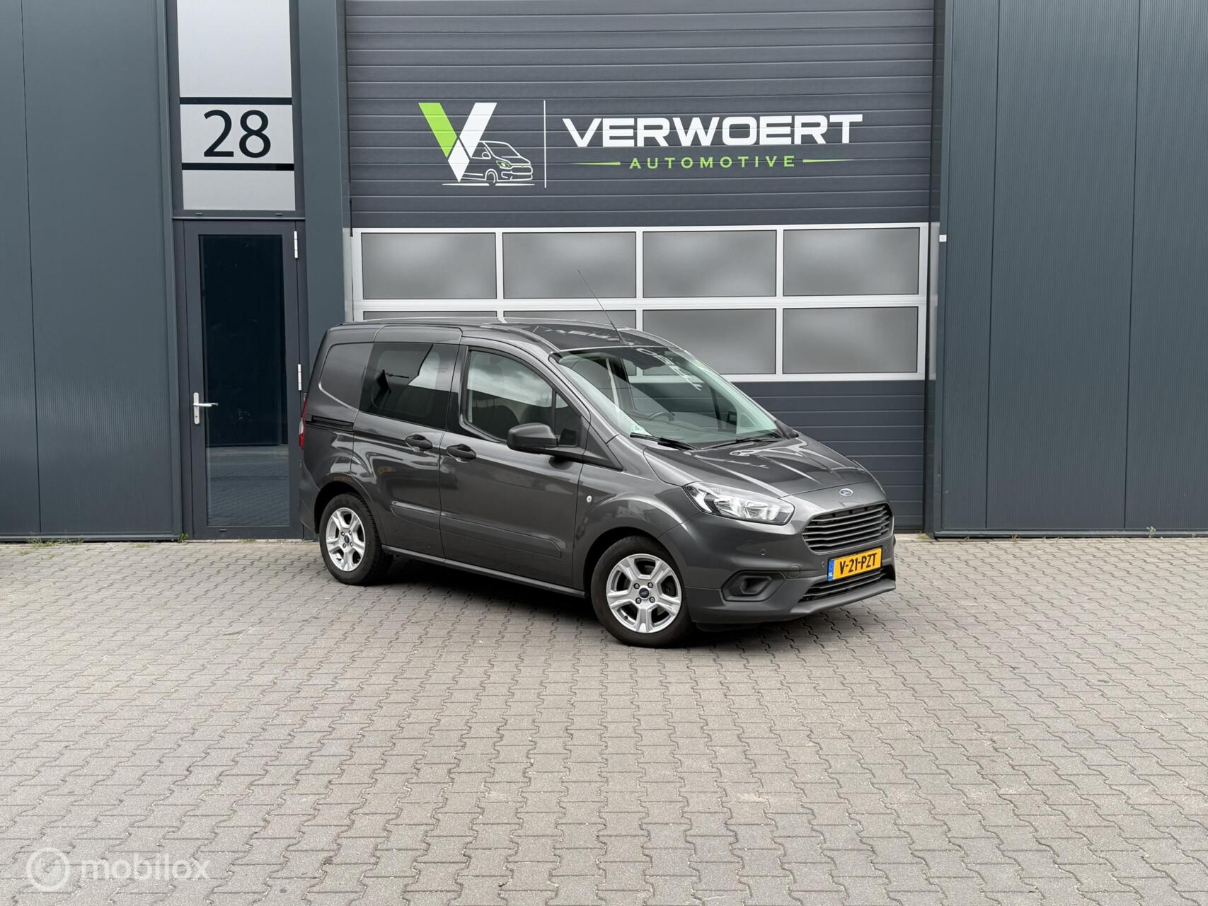 Foto van Ford Transit Courier