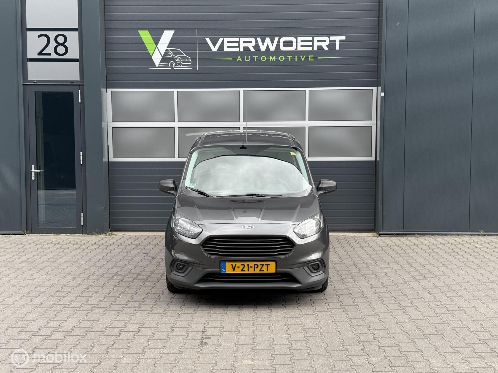 Foto van Ford Transit Courier