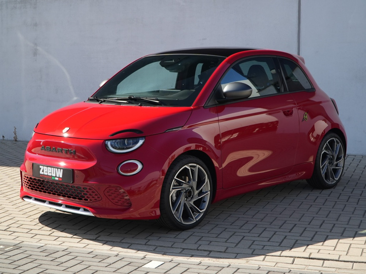 Foto van Abarth 500e