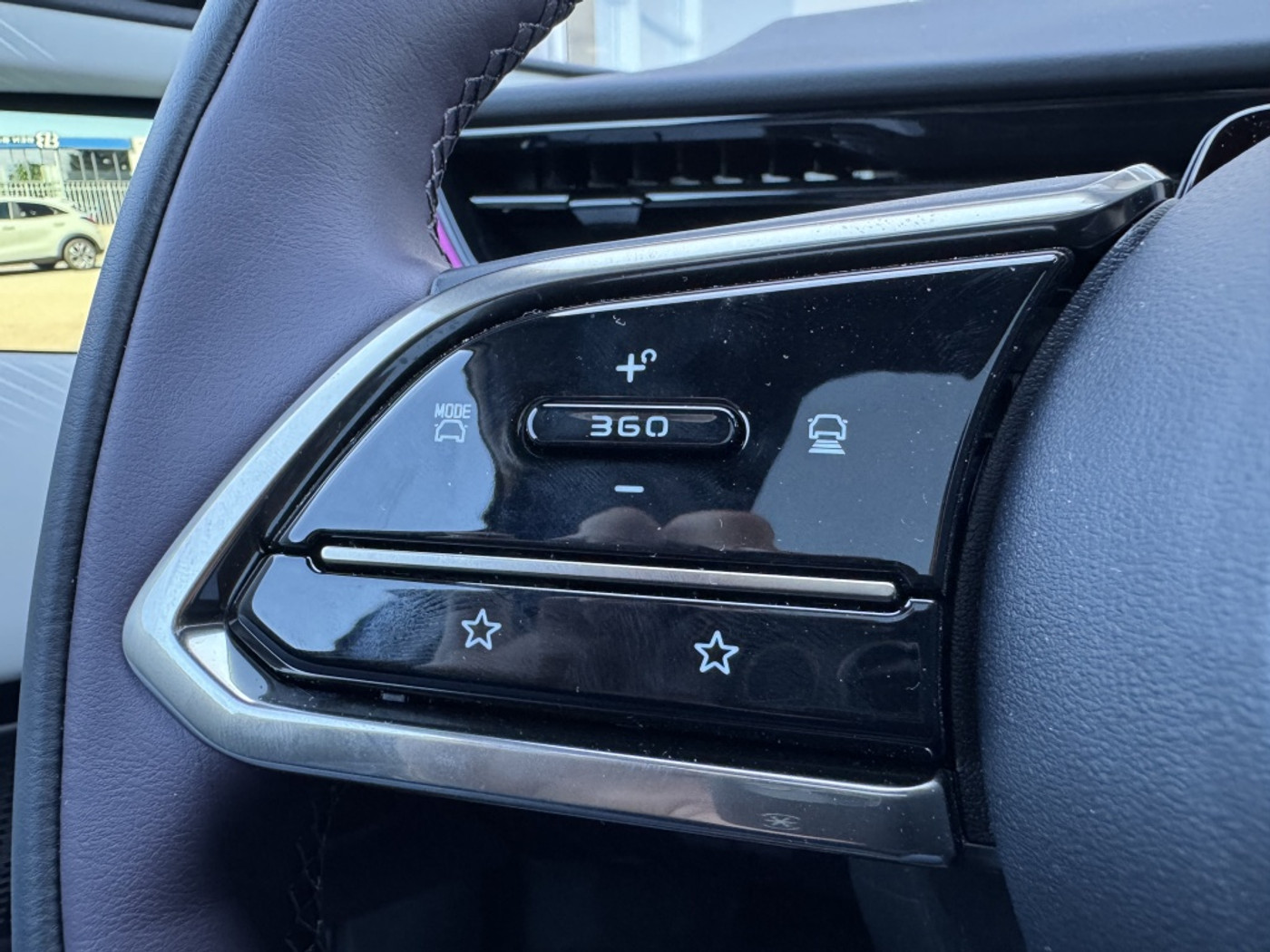 Foto van Mazda Cx-6e