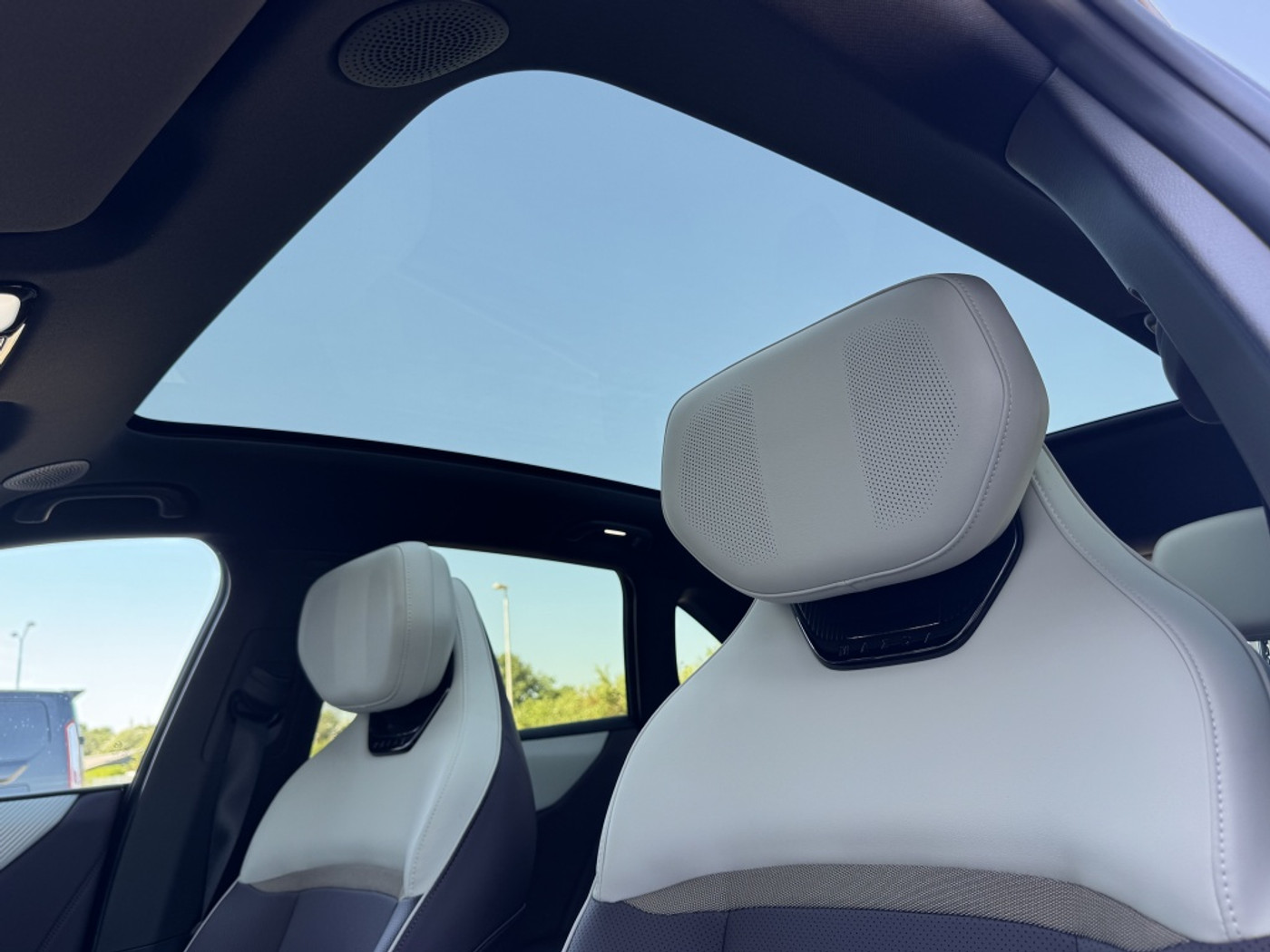 Foto van Mazda Cx-6e