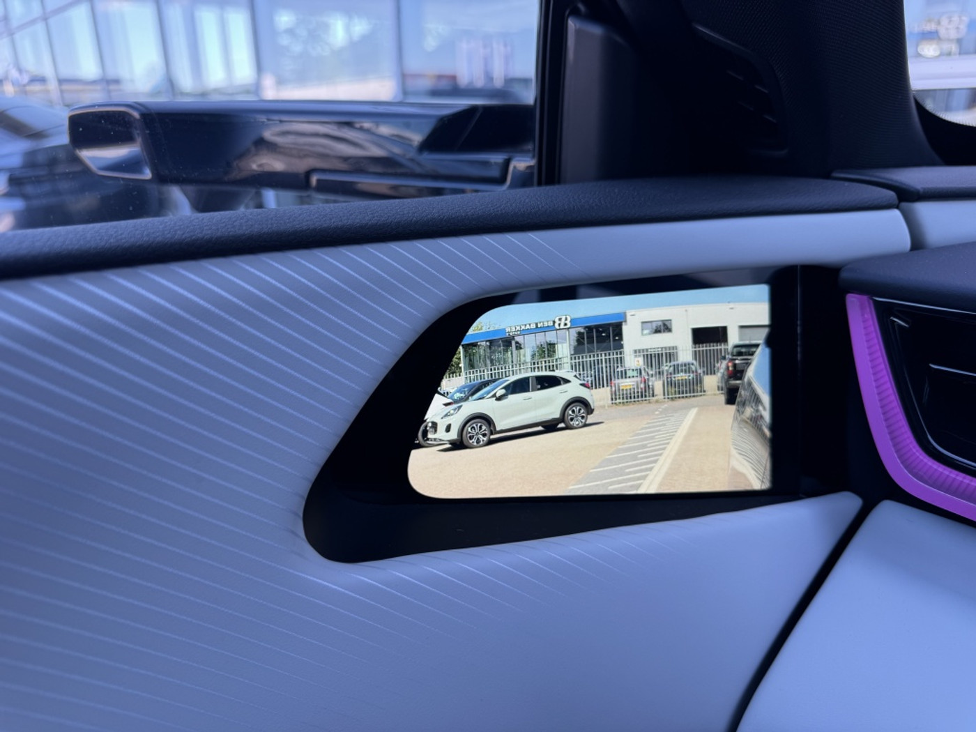 Foto van Mazda Cx-6e