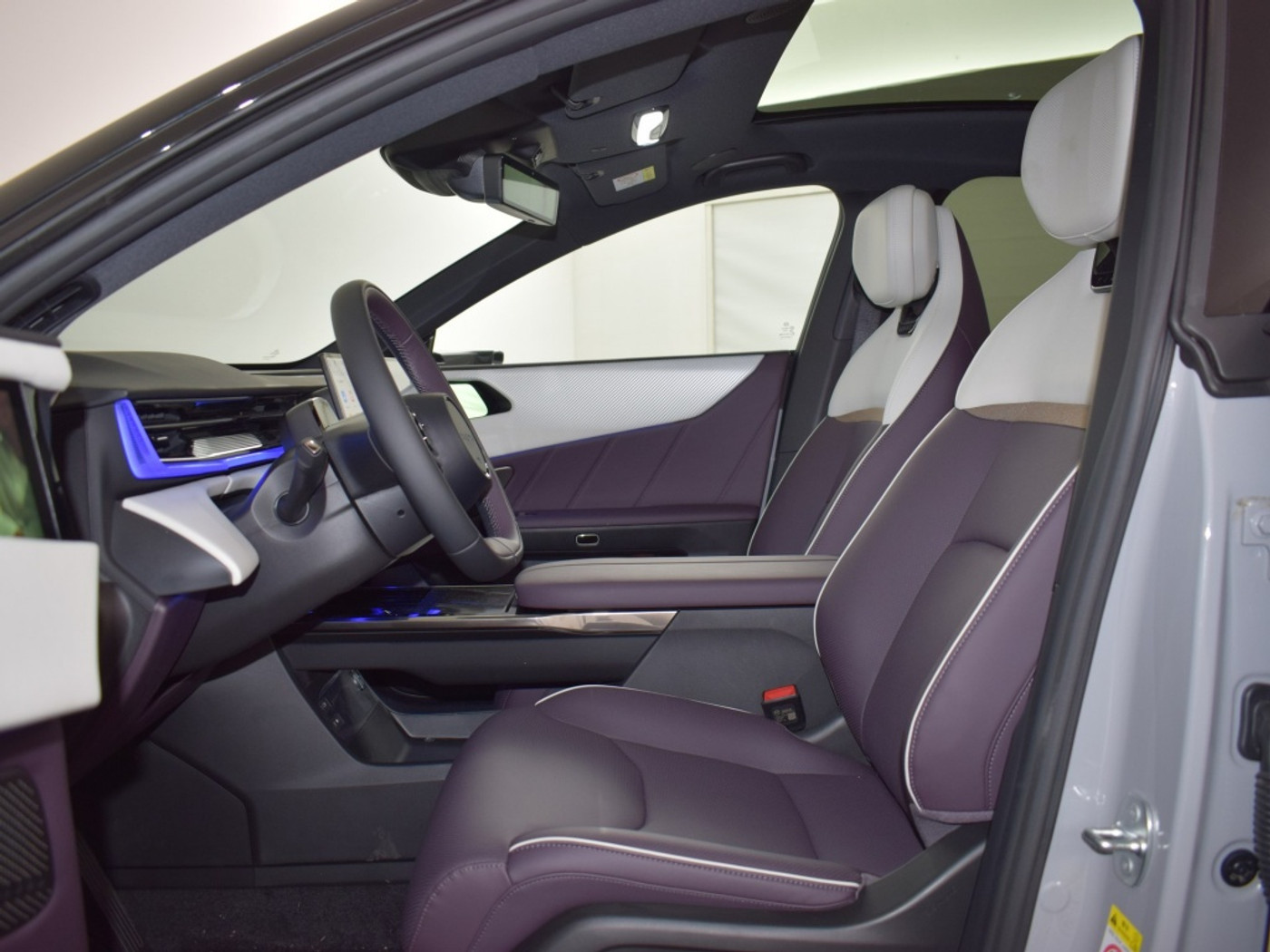 Foto van Mazda Cx-6e