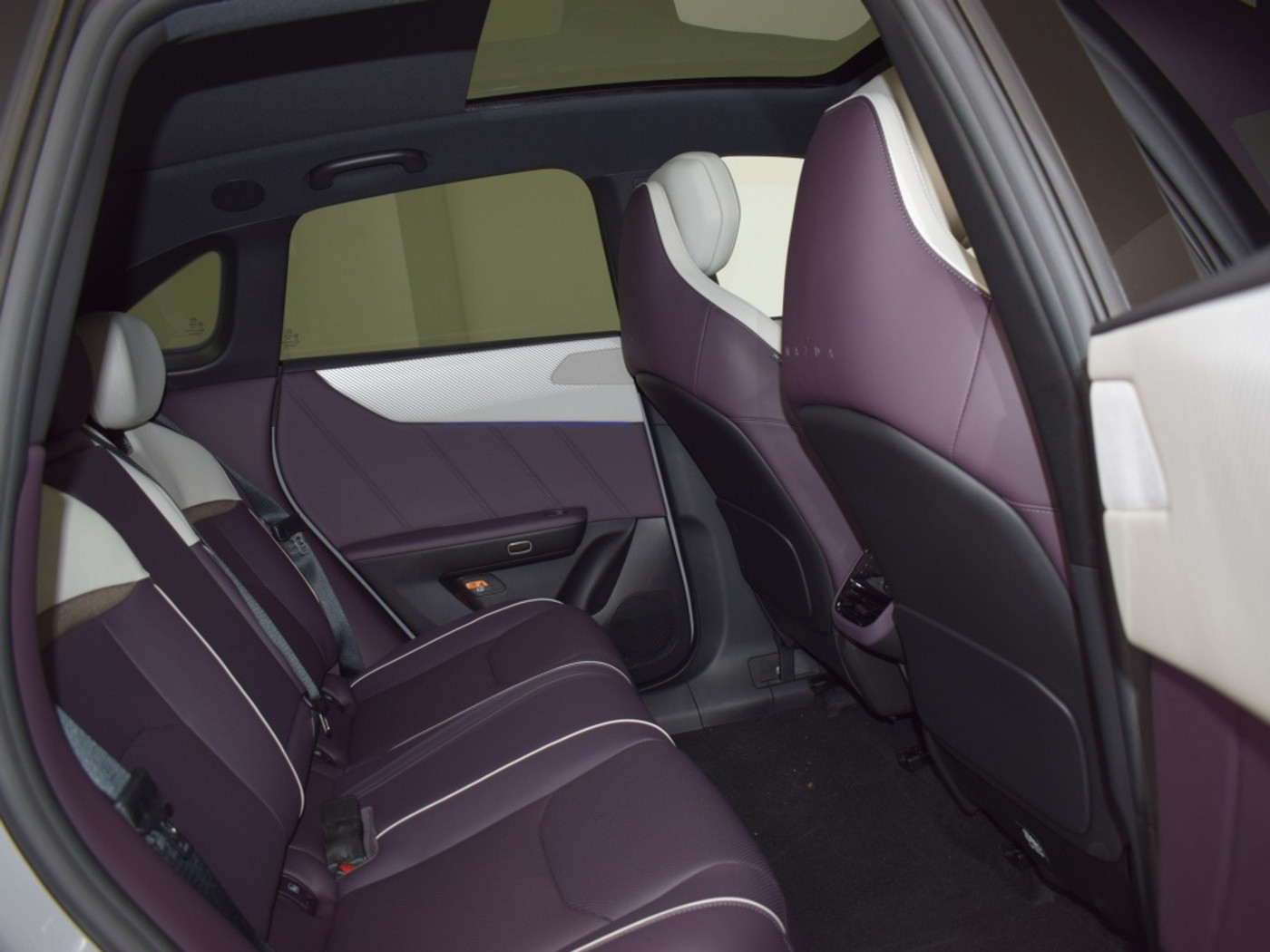 Foto van Mazda Cx-6e