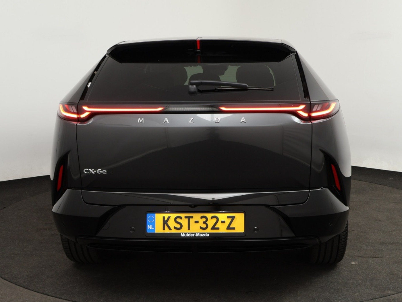 Foto van Mazda Cx-6e