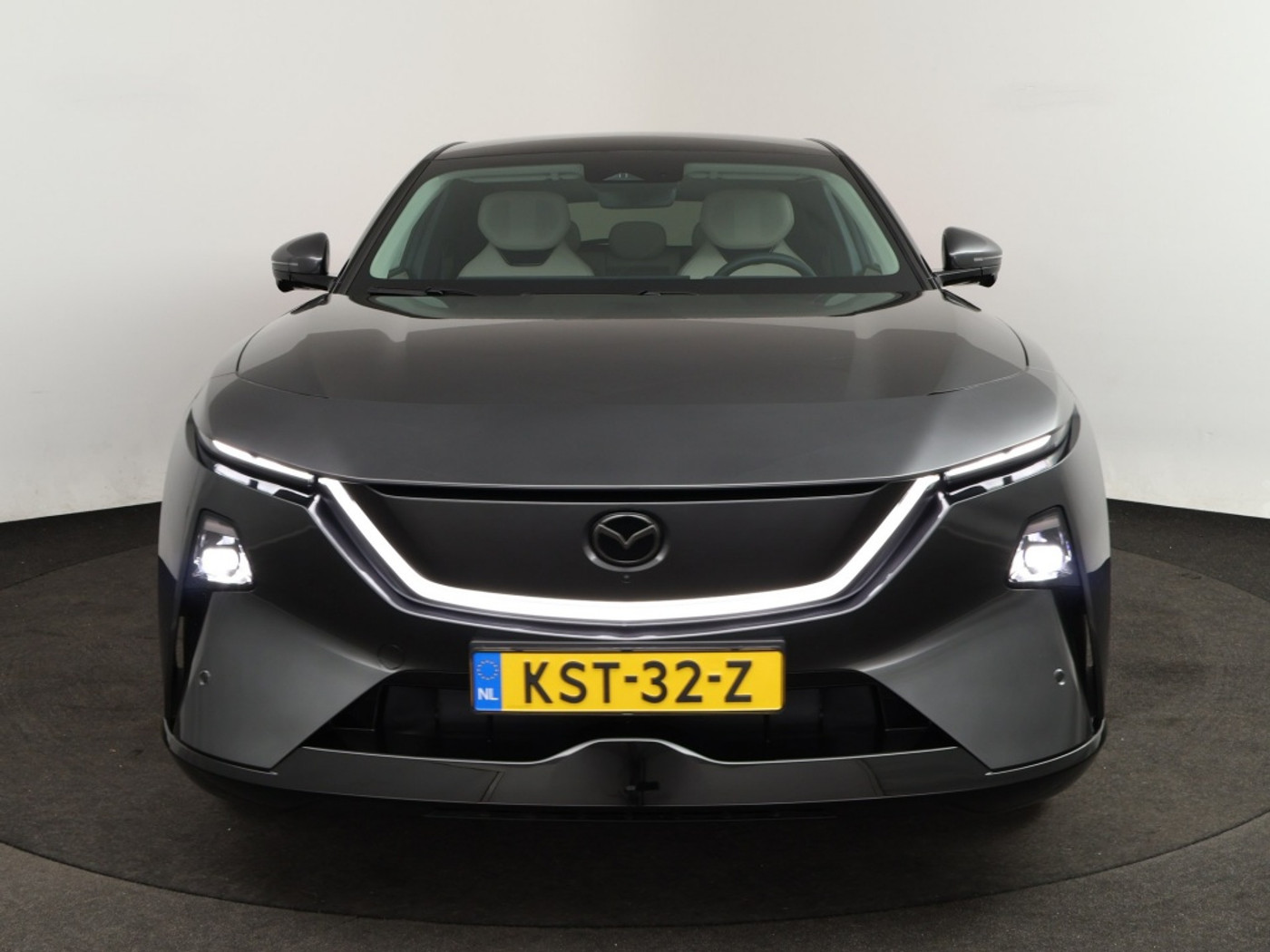Foto van Mazda Cx-6e
