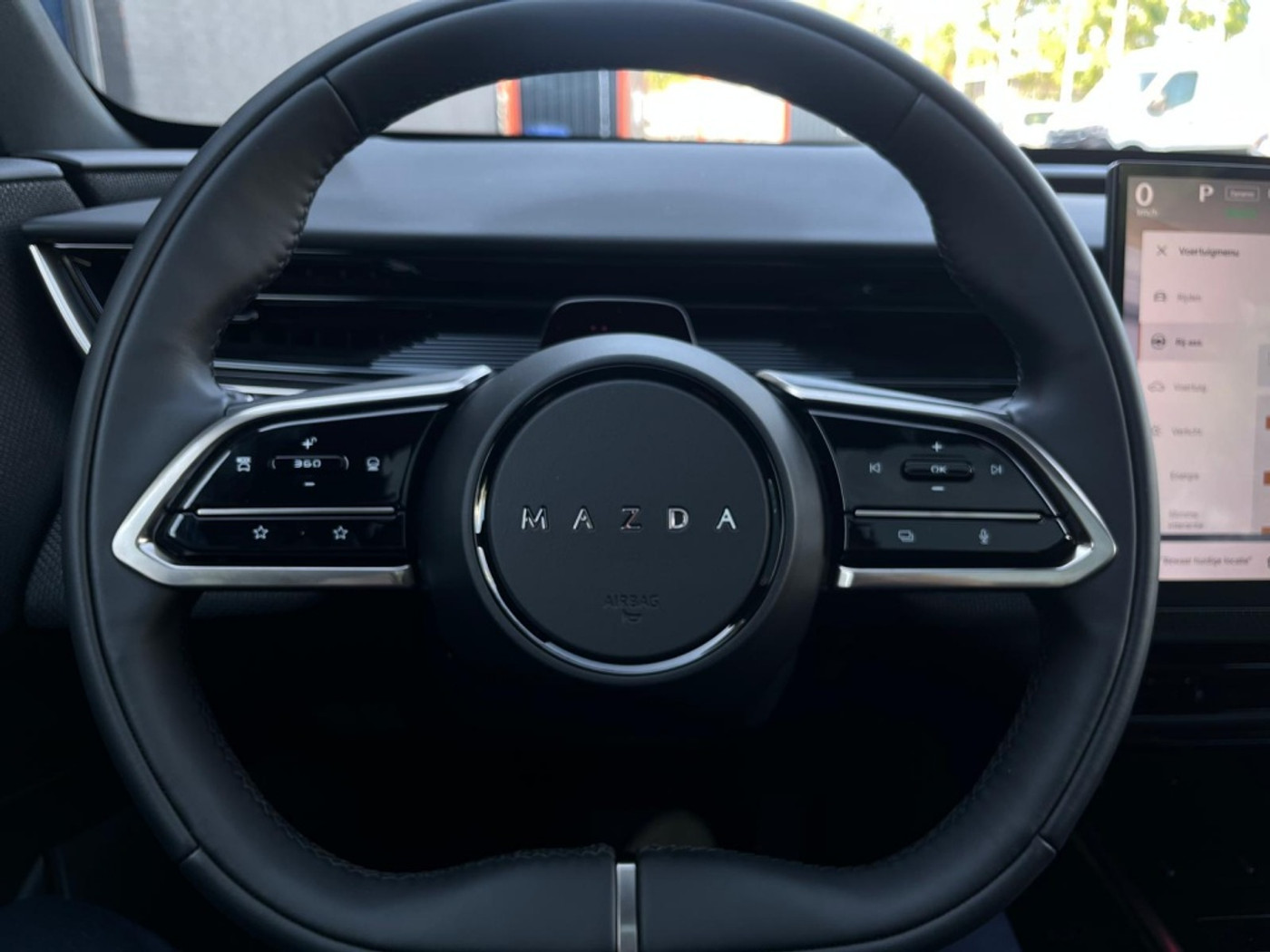 Foto van Mazda Cx-6e