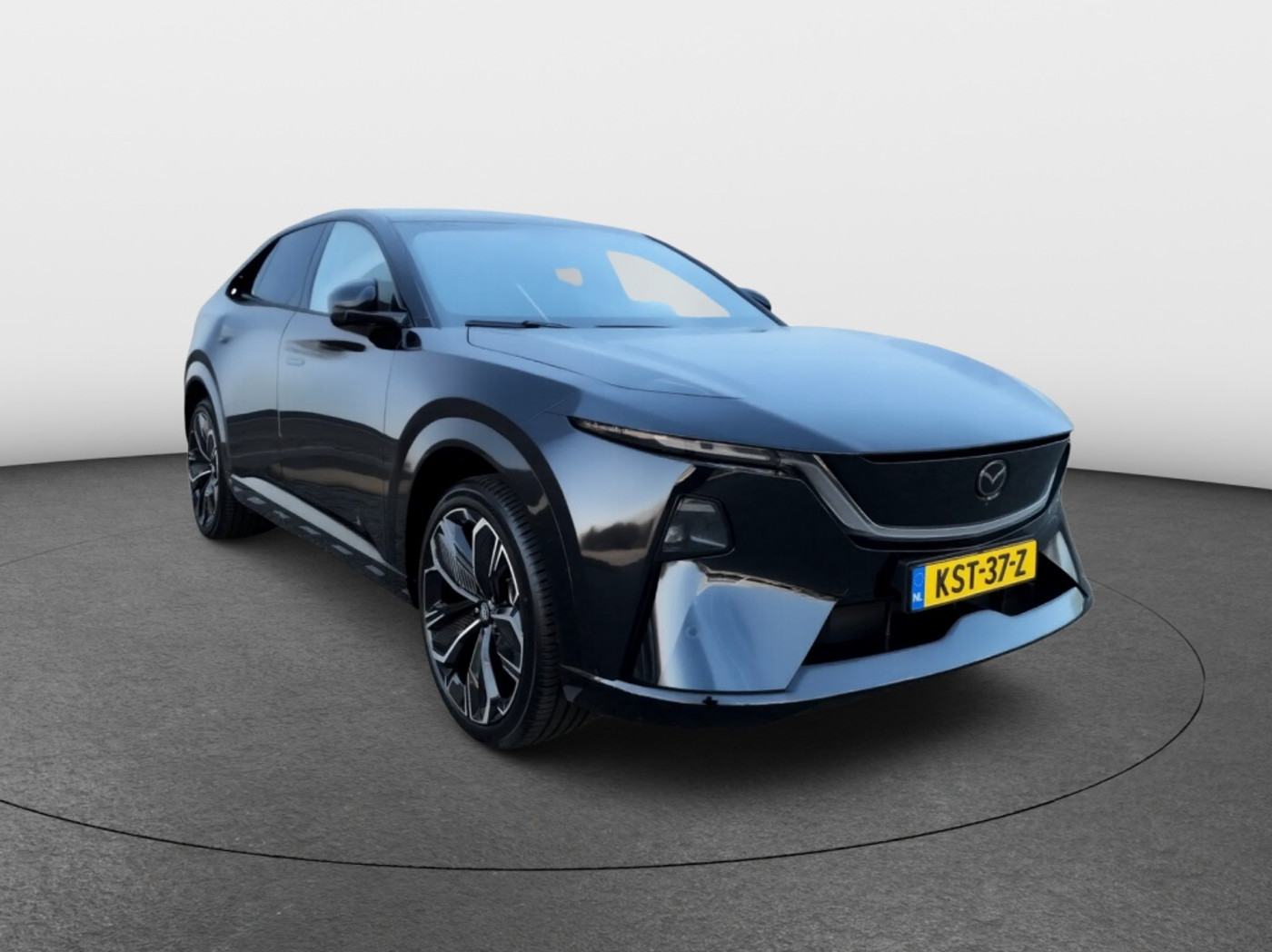 Foto van Mazda Cx-6e