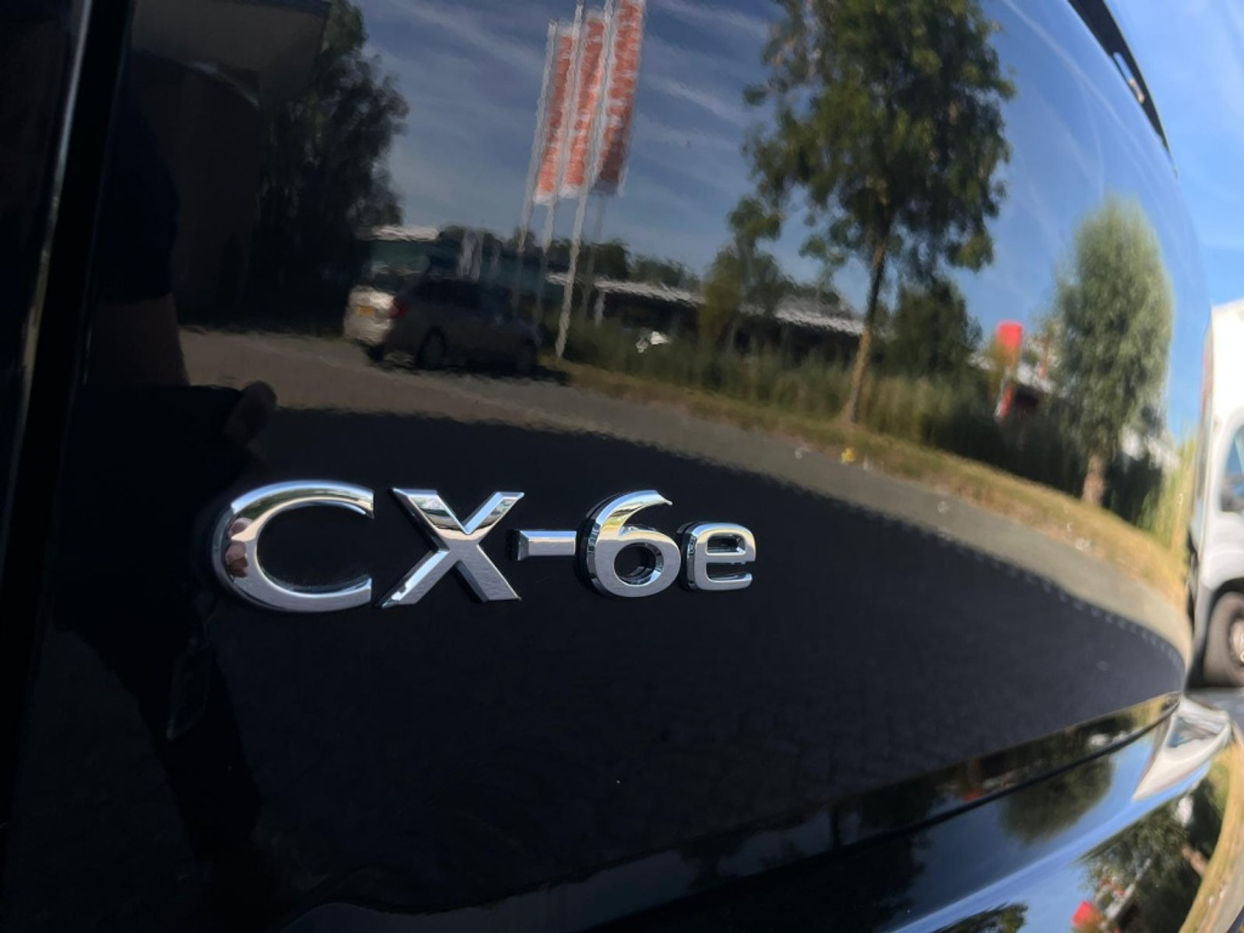 Foto van Mazda Cx-6e