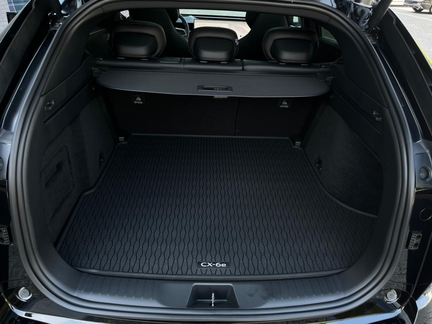 Foto van Mazda Cx-6e