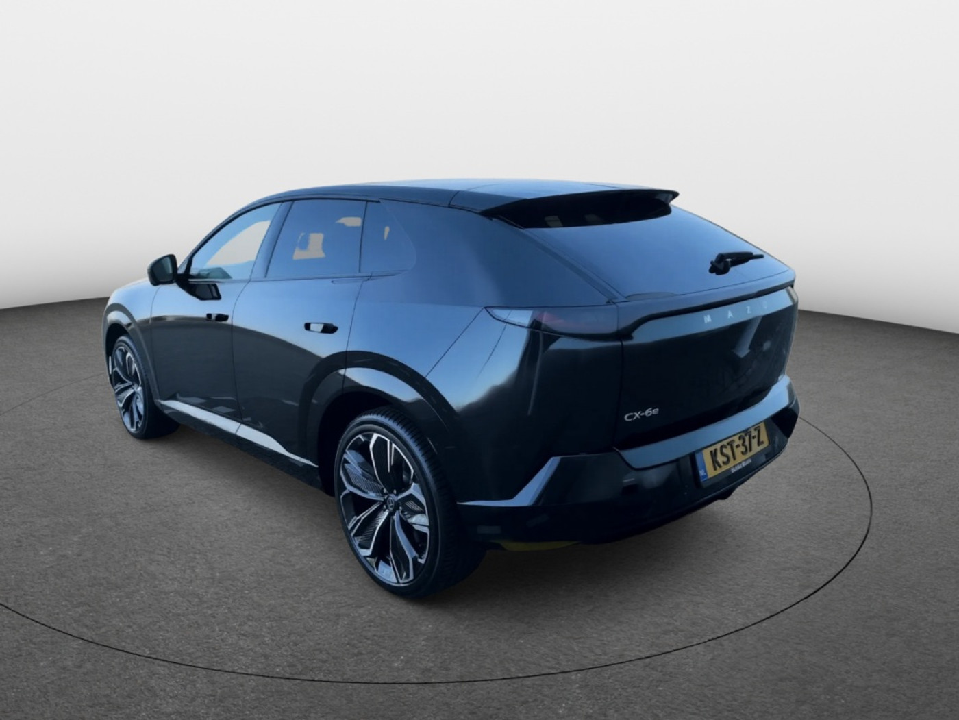 Foto van Mazda Cx-6e
