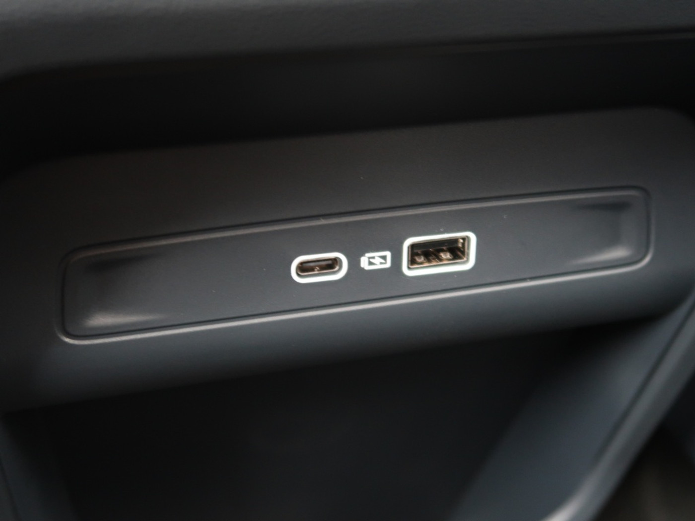 Foto van Geely Starray Em-i