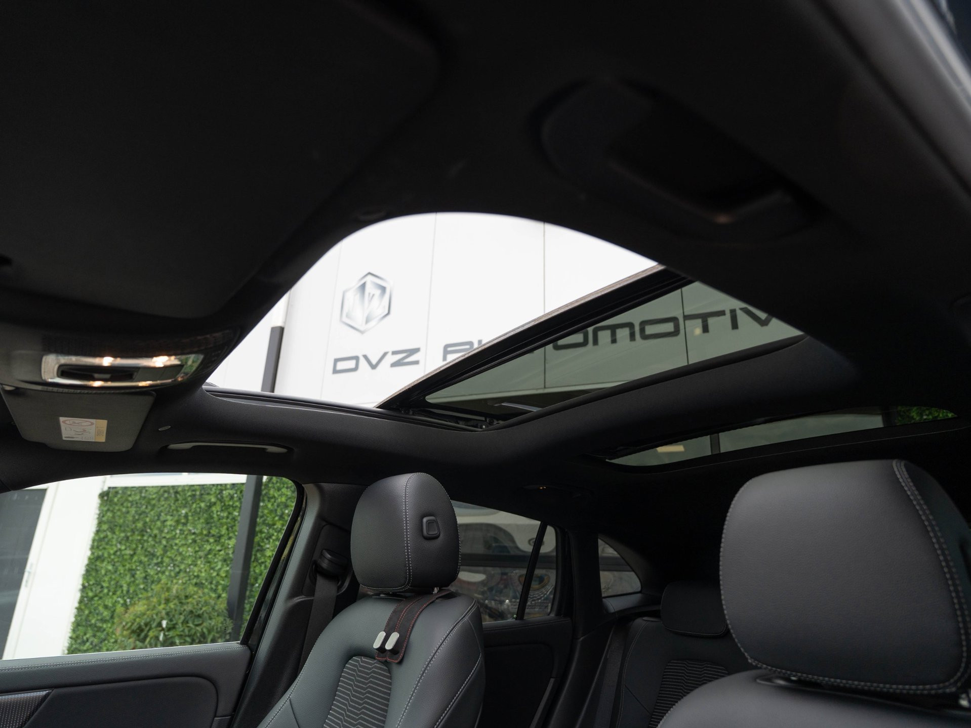 Foto van Mercedes-Benz Eqa
