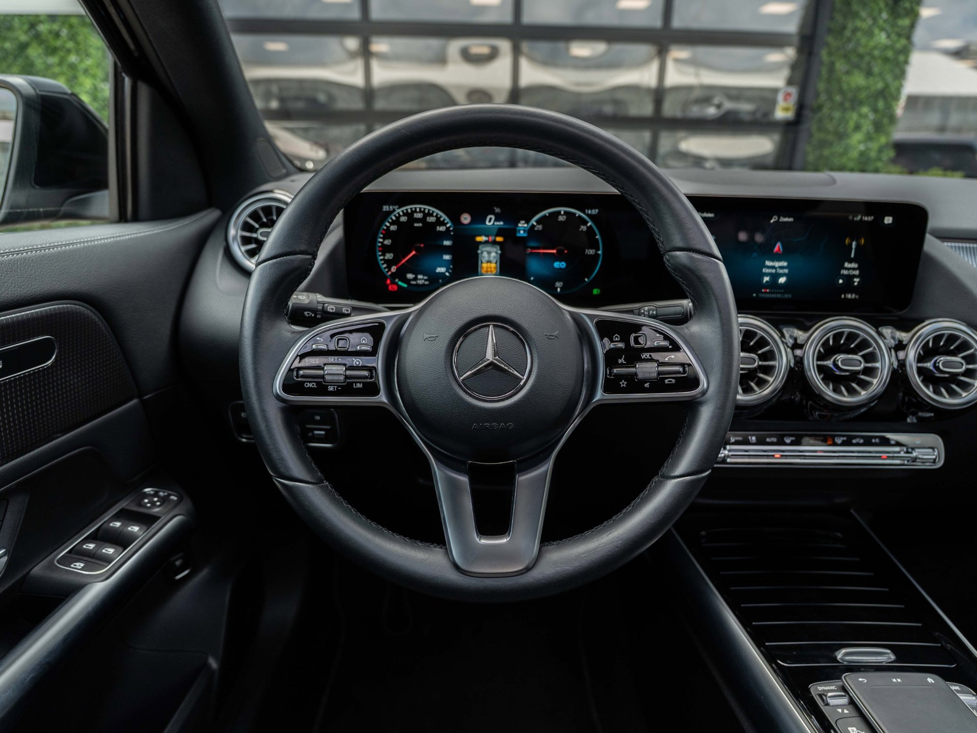 Foto van Mercedes-Benz Eqa