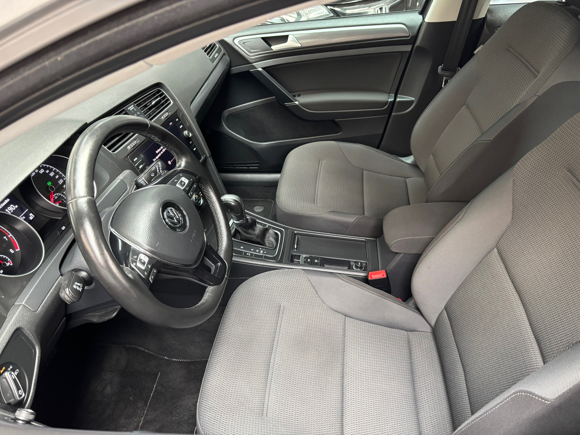 Foto van Volkswagen Golf Variant