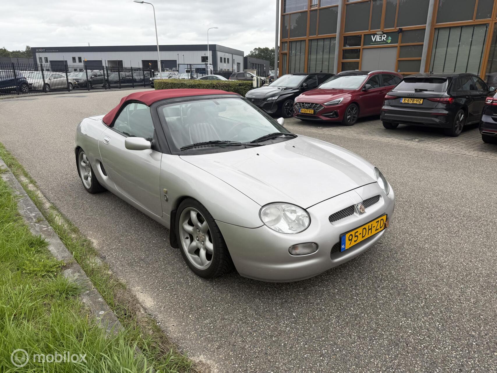 Foto van MG MGF