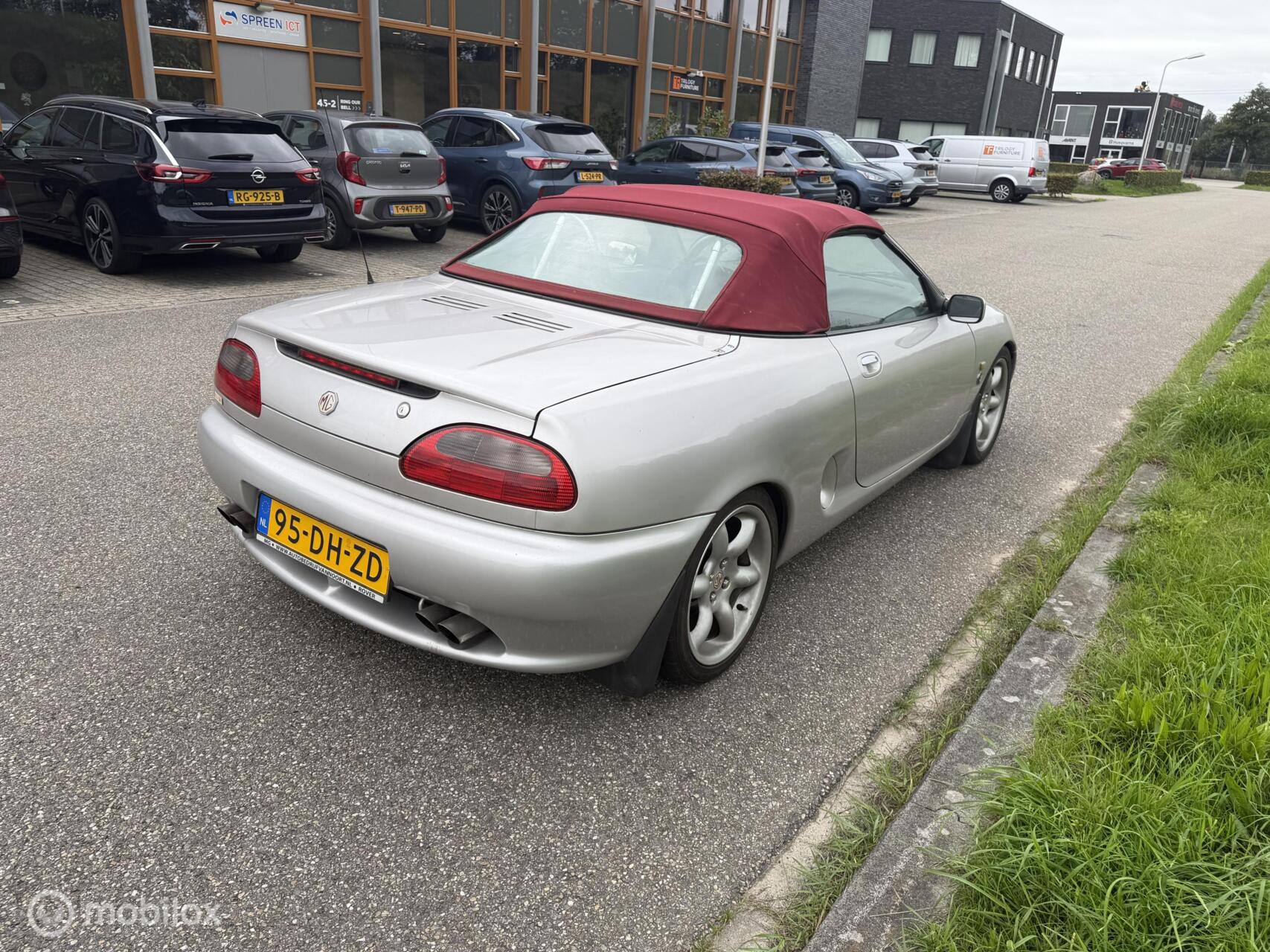 Foto van MG MGF