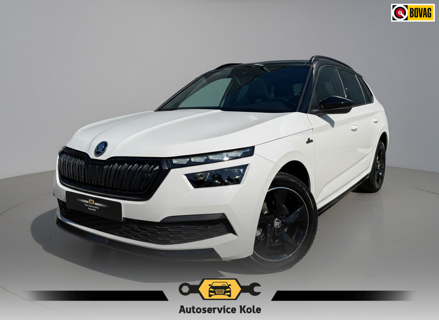Skoda Kamiq 1.0 TSI Monte Carlo * Panoramadak * Camera * Virtual Cockpit * Keyless * 2023 - voorkant