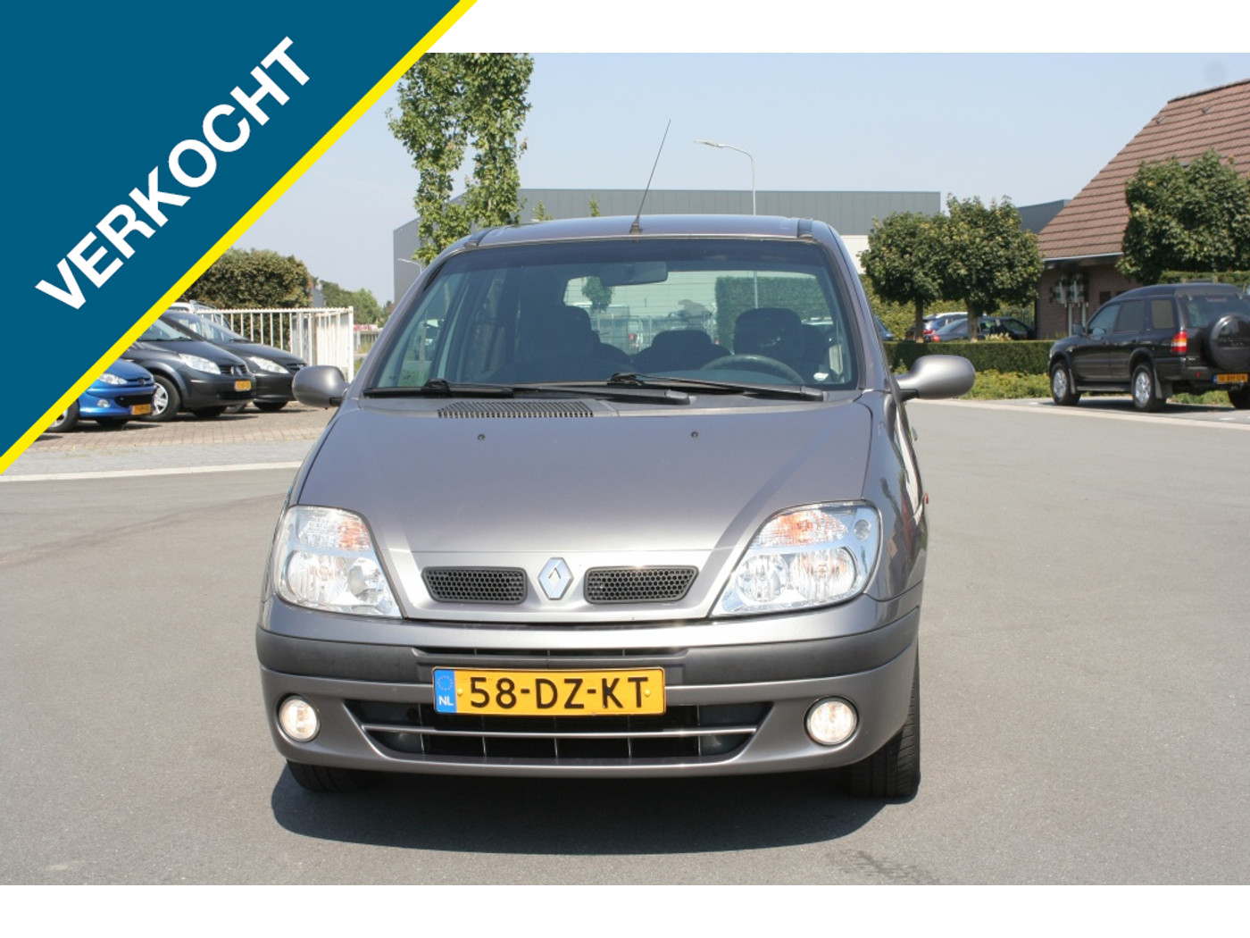 Renault Scénic 1.6-16V RXE 2000 - voorkant